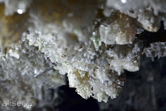 Formazioni cristalline grotta bellamar cuba