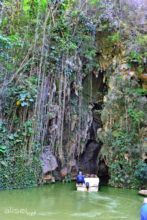 Uscita dalla grotta grotta Indio Cuba