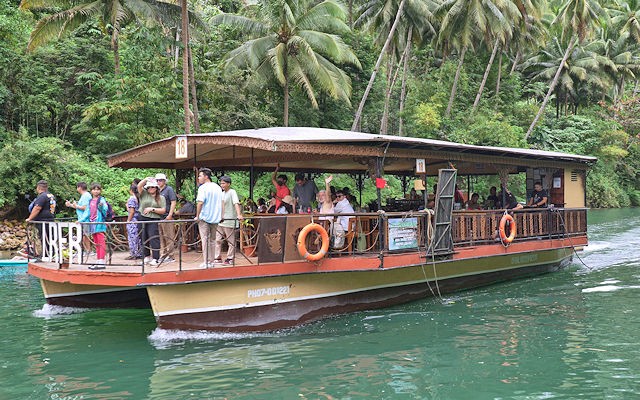 Una chiatta - ristorante