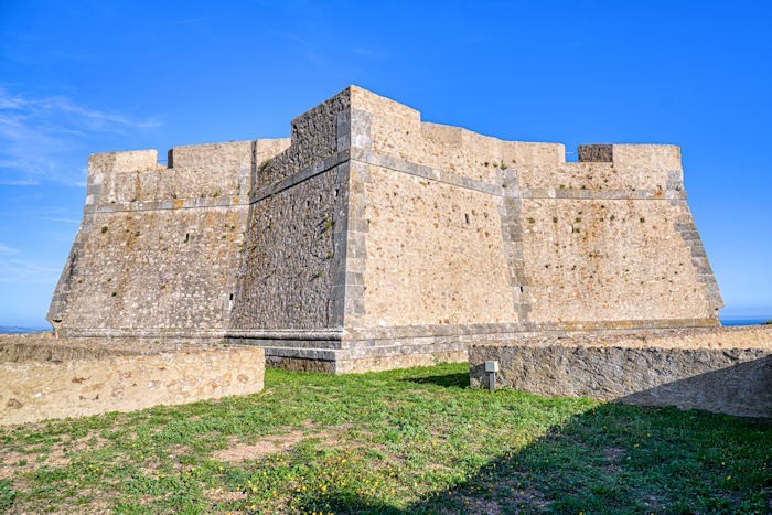 Forte stella dalla cinta muraria