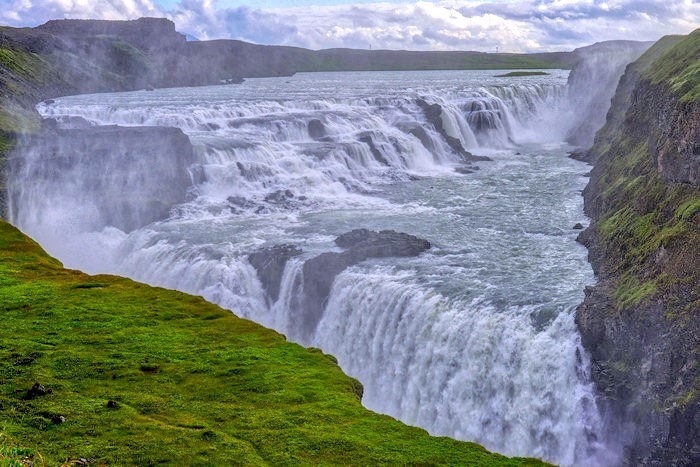 Veduta da lontano di Gullfoss