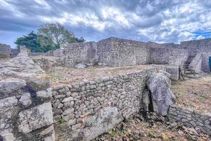 Un tratto del Portico