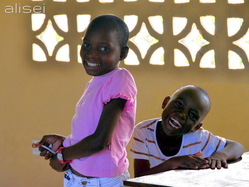 volti sorridenti orfanotrofio Giovanni Paolo II Kenya