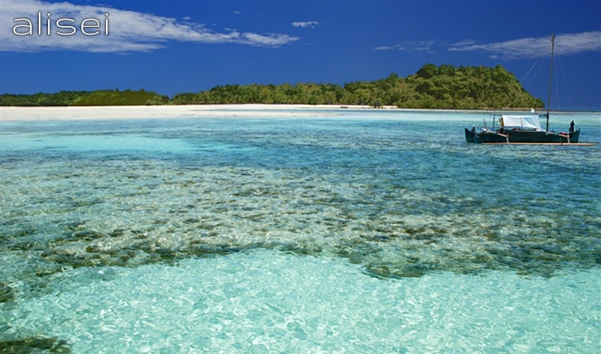 prossimi all'isola di nosy iranja