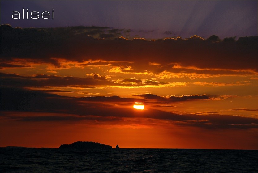 Tramonto su Nosy Tanikely Madagascar