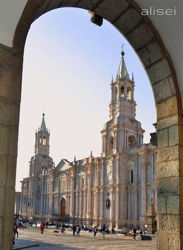arerquipa, scorcio della cattedrale