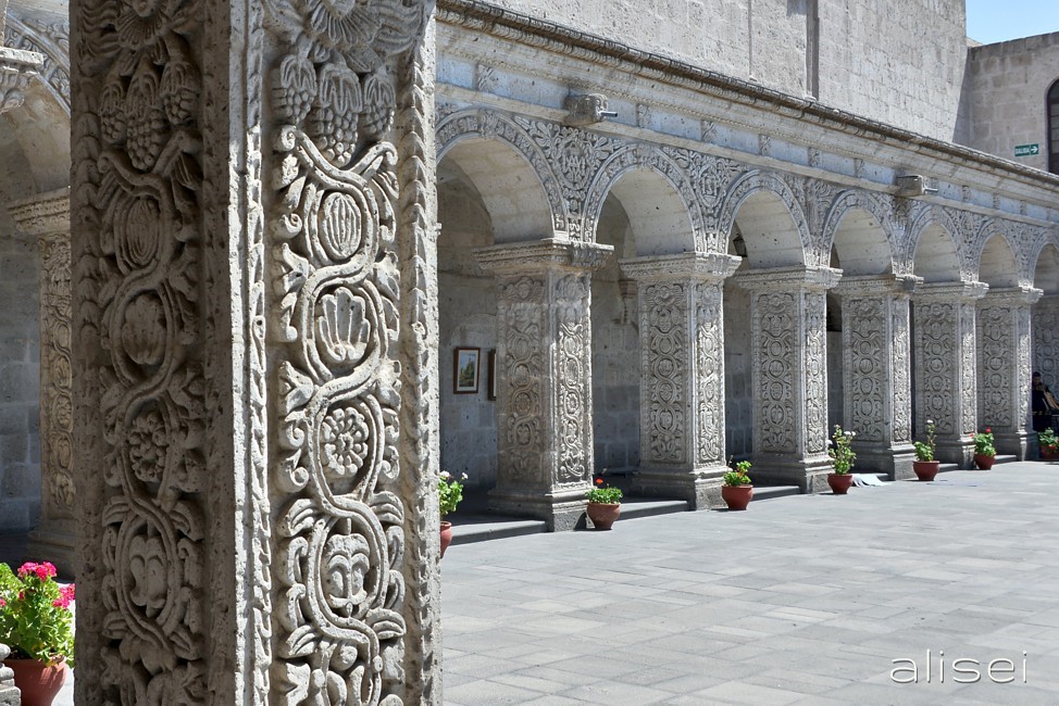 arerquipa, chiostro della cattedrale