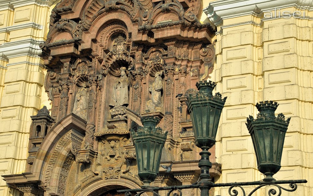 particolare chiesa San Francesco Lima
