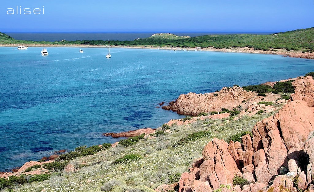 Altra veduta della baia Coda Cavallo