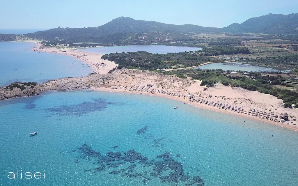 spiaggia di Campana Due vista dal drone