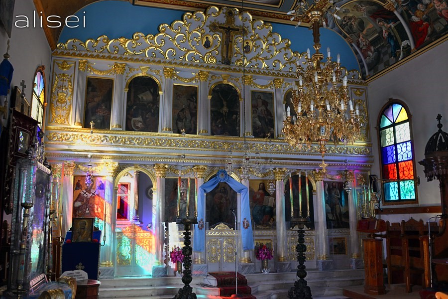 Zante città, interno chiesa del borgo