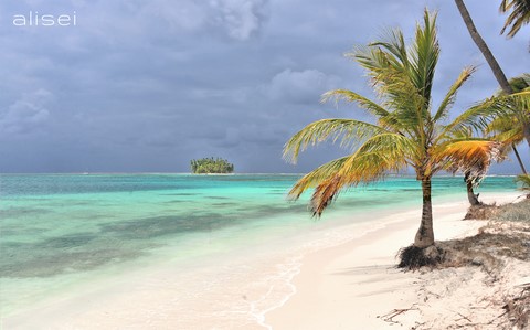 isola caraibica deserta di Coco bandero