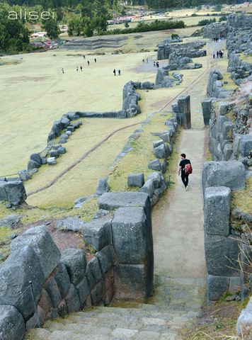 sulle mura Fortezza di Sacsayhuaman