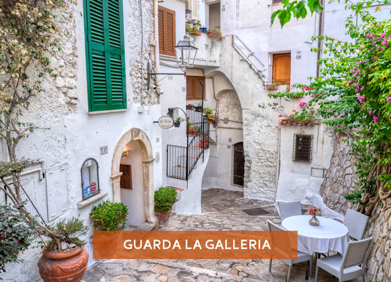 Avvio galleria fotografica slargo borgo di Sperlonga