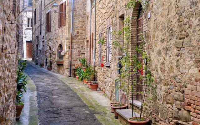 vicolo borgo di Bettona