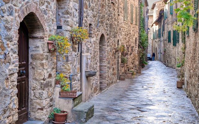 vicolo borgo Castelnuovo dell'Abbate
