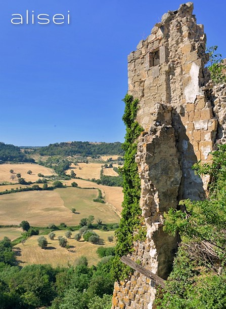 Alcuni ruderi di case Celleno