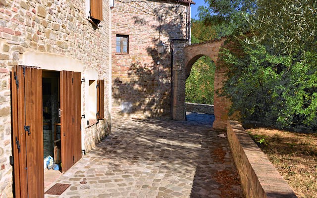 Una porta secondaria del borgo