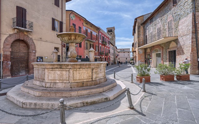 piazza dei Consoli Deruta