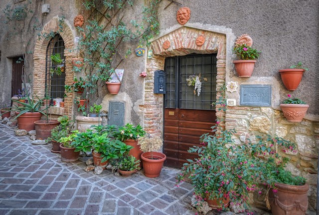 curate case del borgo di Giove