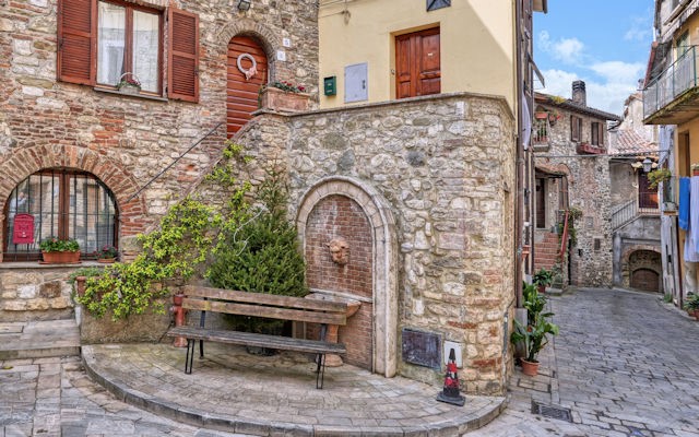 Slargo nel borgo di Marsciano