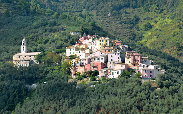 Lavaggiorosso, borgo medievale ligure